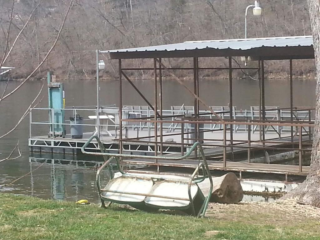 Taneycomo Lakefront Resort Bull Creek ภายนอก รูปภาพ