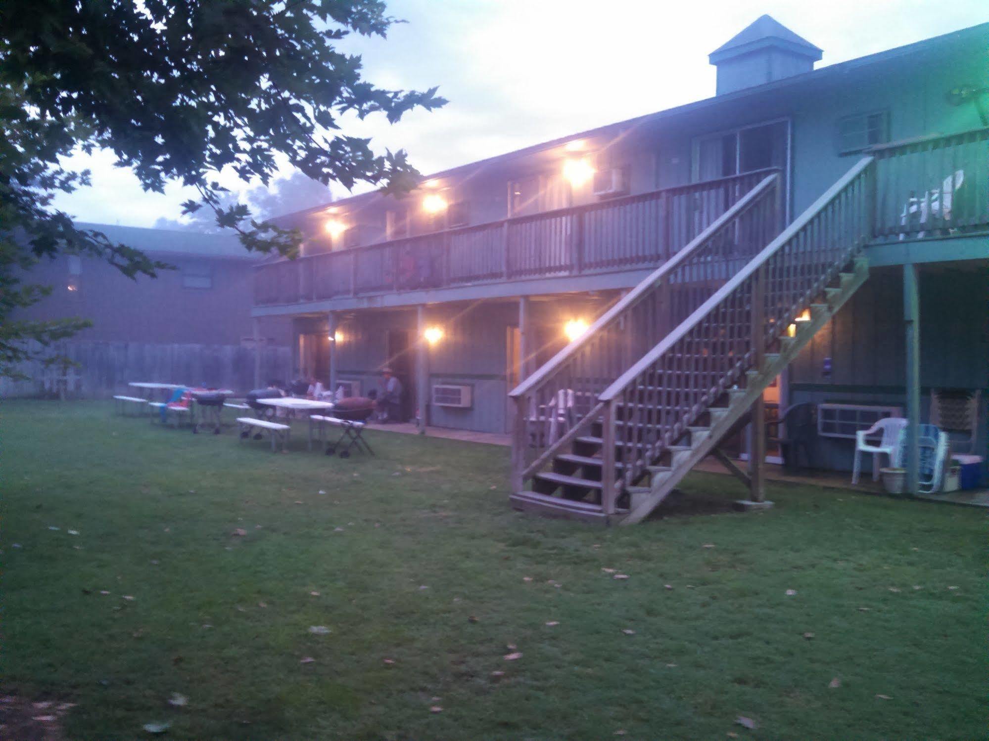 Taneycomo Lakefront Resort Bull Creek ภายนอก รูปภาพ